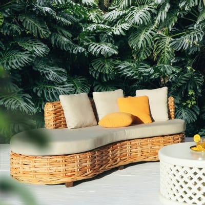 Charlotte Sofa Long Including White Cushion Set