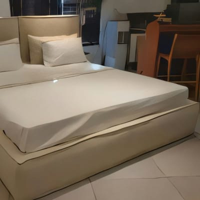 Manon Bed