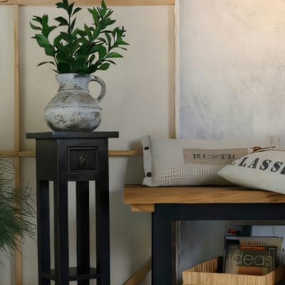 Orkney Pedestal Black Antique