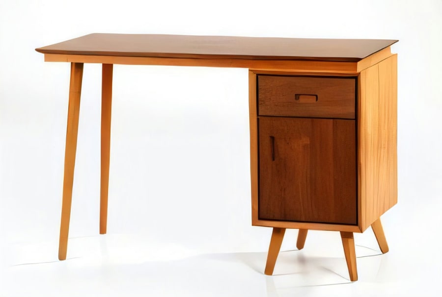 Chapung Writing Desk