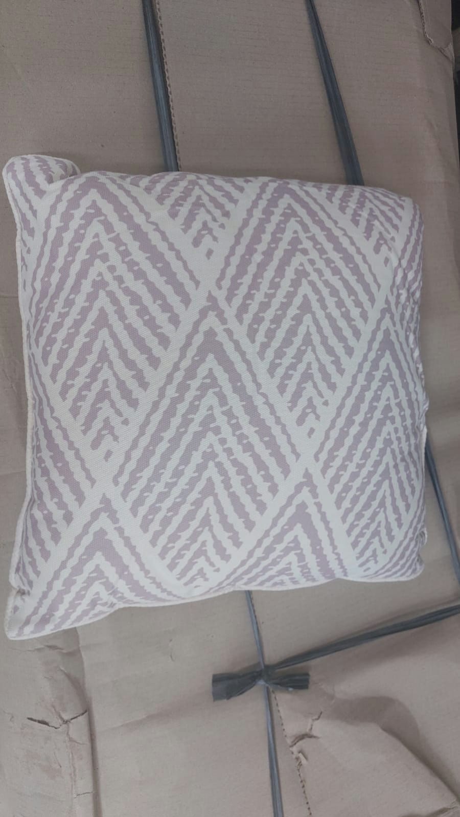 Hera Cushion