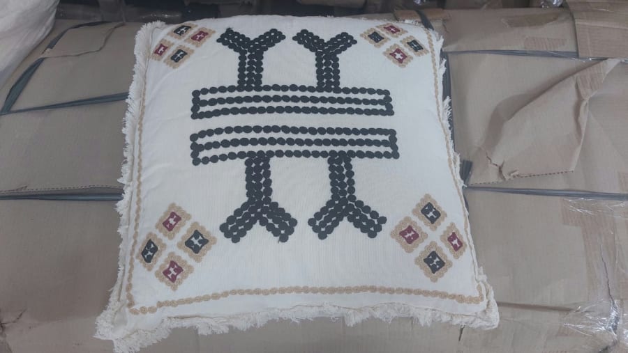 Tyle Cushion