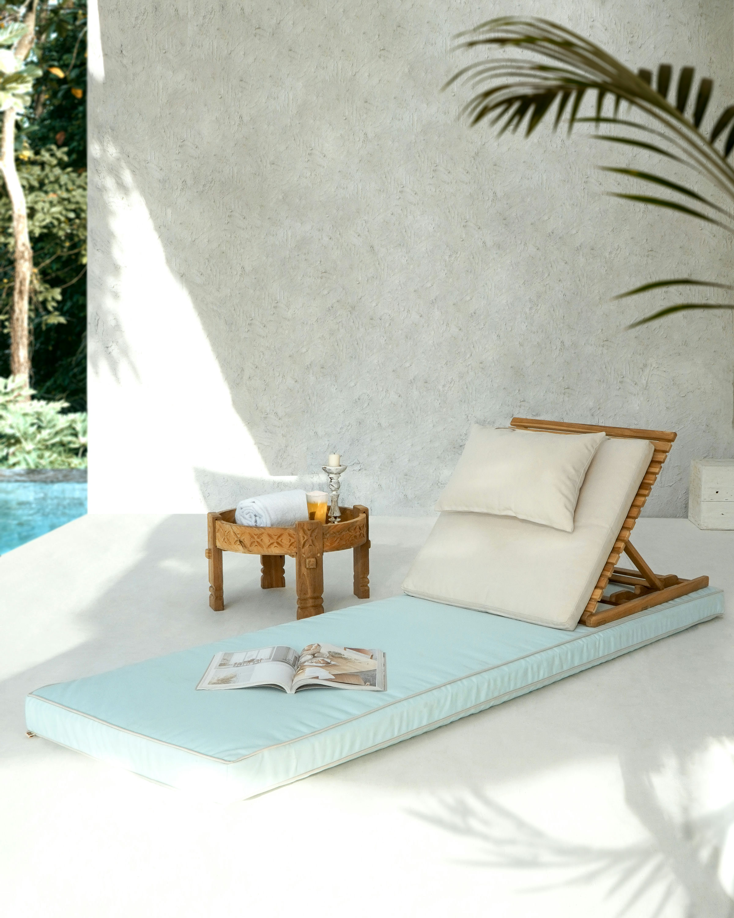 OLALA SUN LOUNGERS INCLUDING TOSCA MATTRESS AND WHITE CUSHION