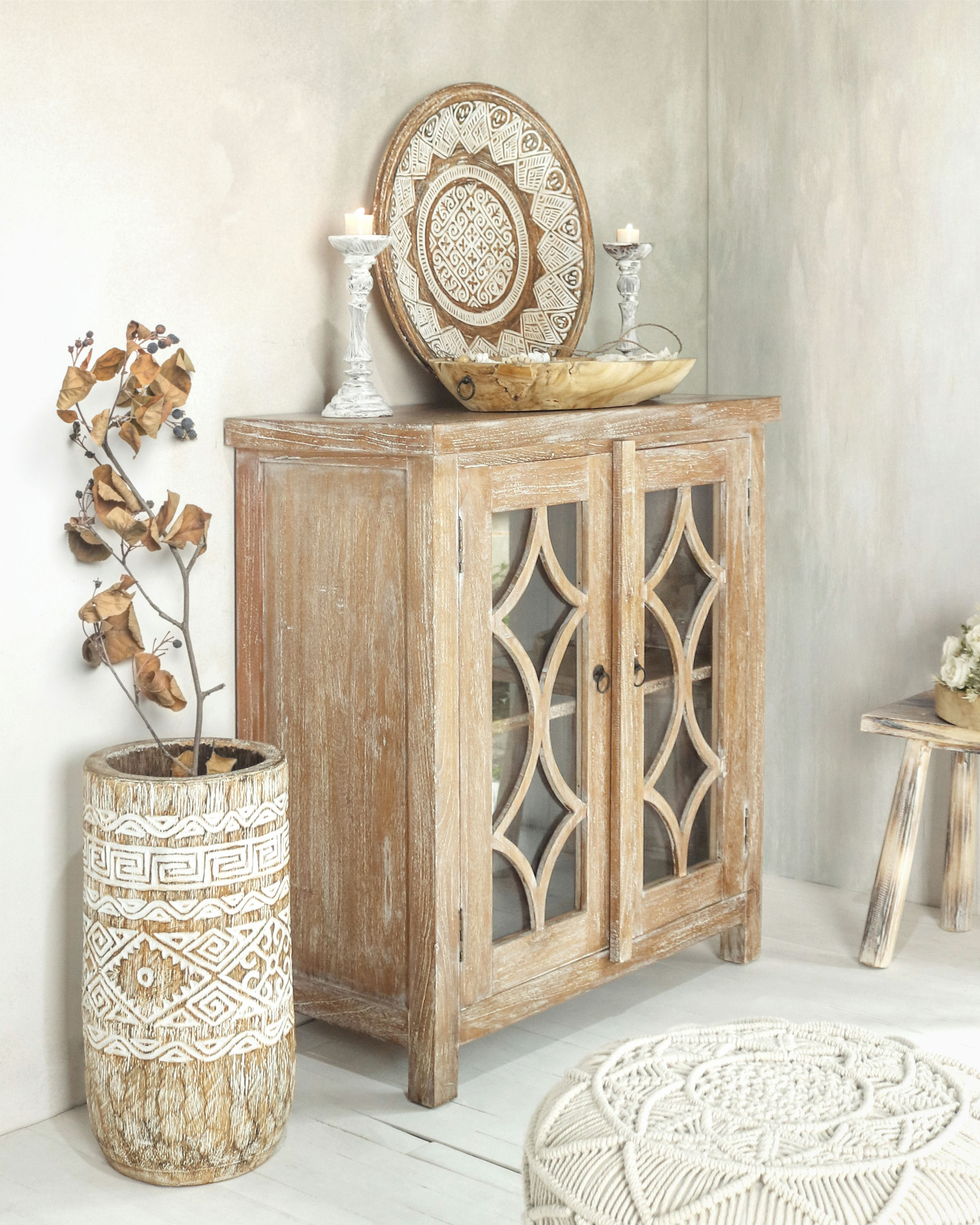 MANOKWARI CARVING CABINET WITH GLASS DOOR